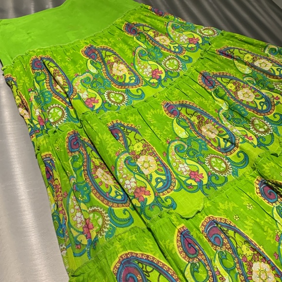 Keawa Dresses & Skirts - Keawa Lime Green Paisley Print Peasant Skirt Size S NWT